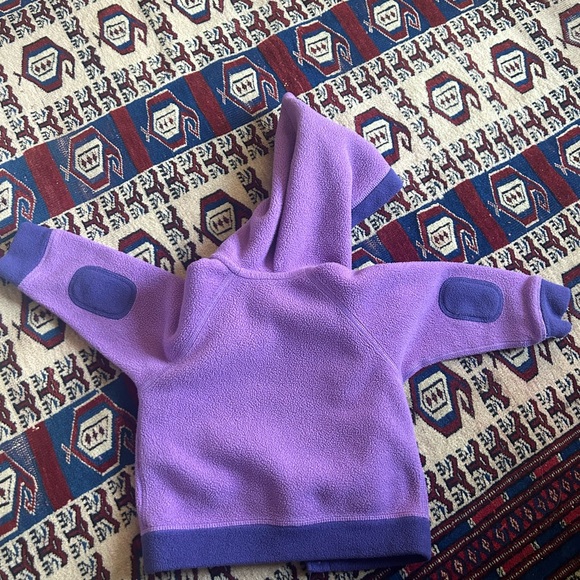 Baby Patagonia size 12-18 ms og price $75 - Picture 3 of 3